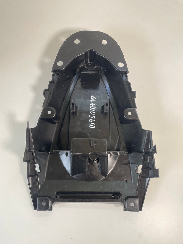 Undertail carena spate SFV 650 Gladius 2009-2016 (63111-44H00)