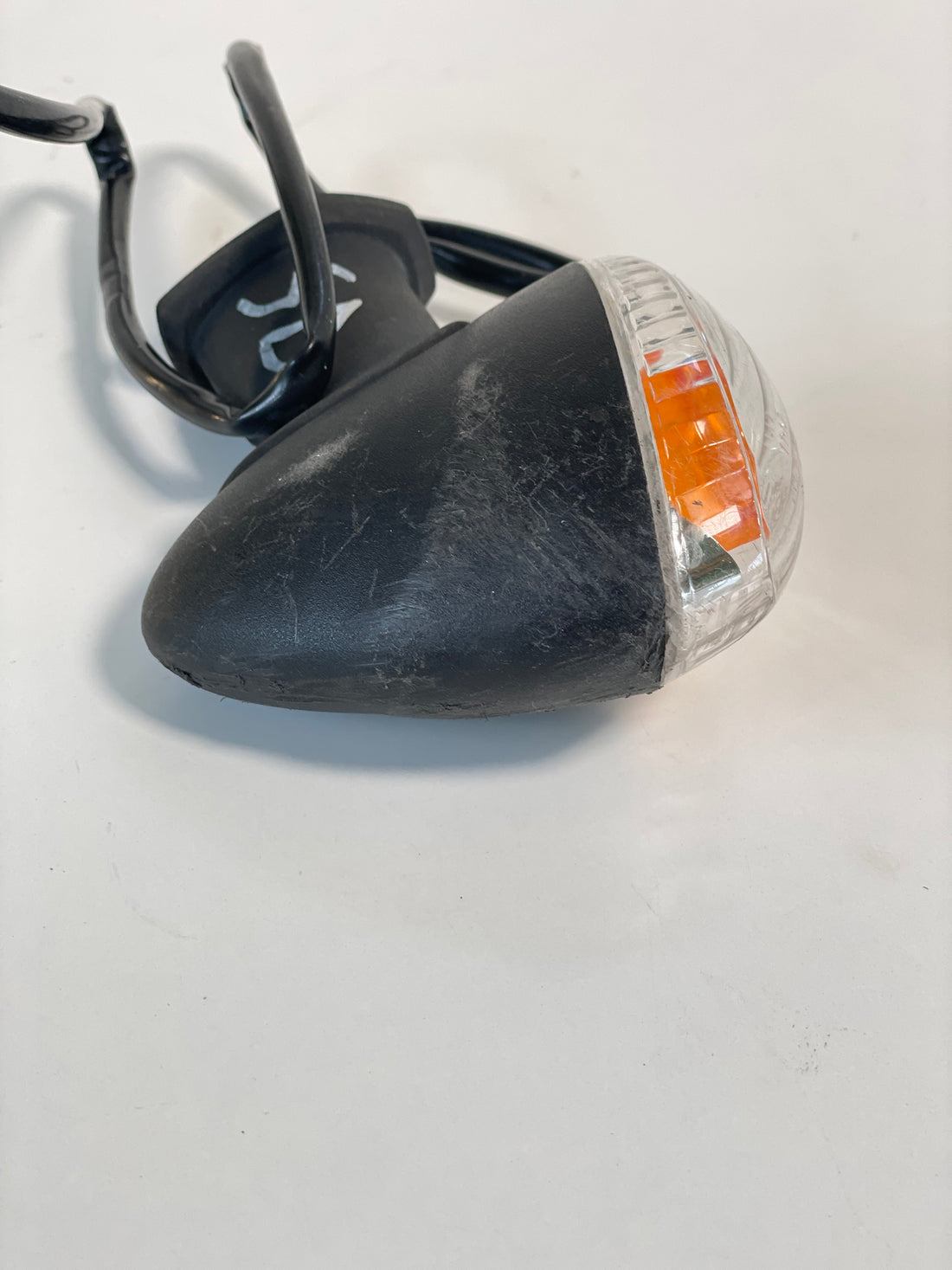 Semnalizare spate dreapta SFV 650 Gladius 2009-2016