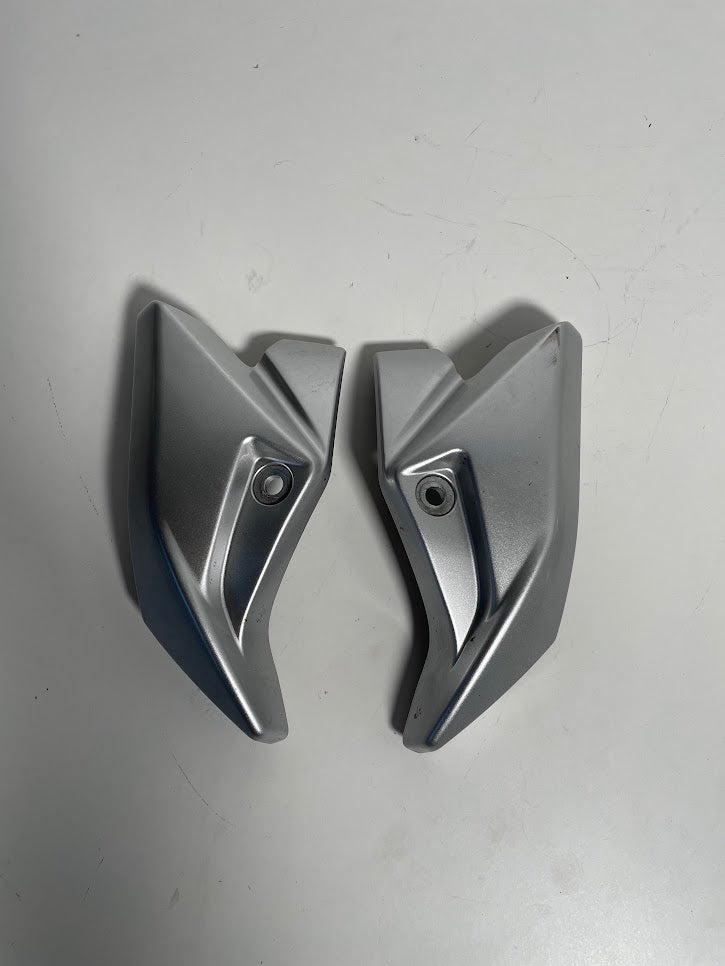 SET carene laterale far GSR600 2006-2010