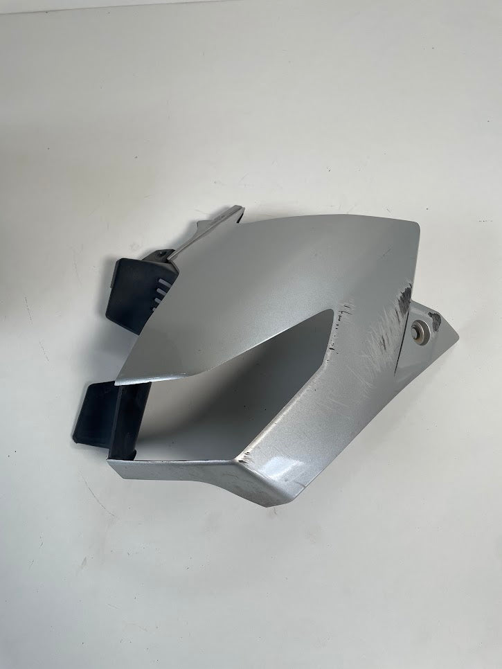 Carena laterala stanga GSR600 2006-2010