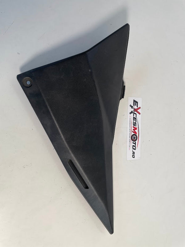 Carena laterala stanga Z750 S/N 2003-2006