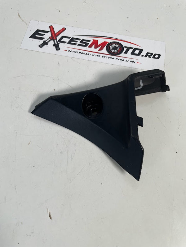 Capac stanga parbriz CBR600F 2011-2013